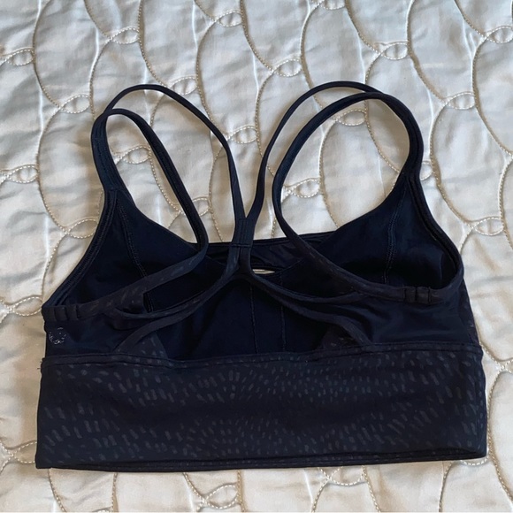 Lululemon Nulu and Mesh Bra - Picture 4 of 6